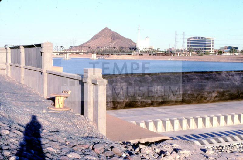 Tempe Town Lake Dam