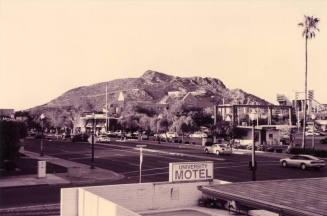 Downtown Tempe and Hayden Butte, Mill Avenue and 9th Street