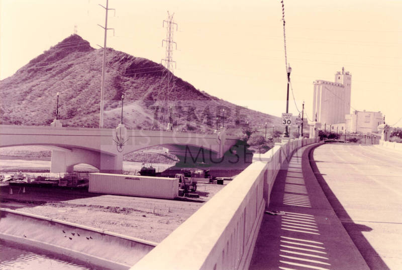 Mill Avenue Bridges and Tempe Town Lake Construction