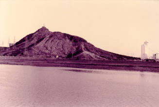 Tempe Butte and Tempe Town Lake