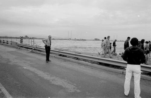 Salt River Flood, McClintock Bridge, Tempe, Arizona