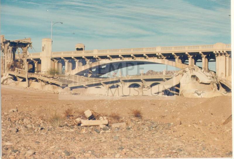 Ash Avenue Bridge demolition