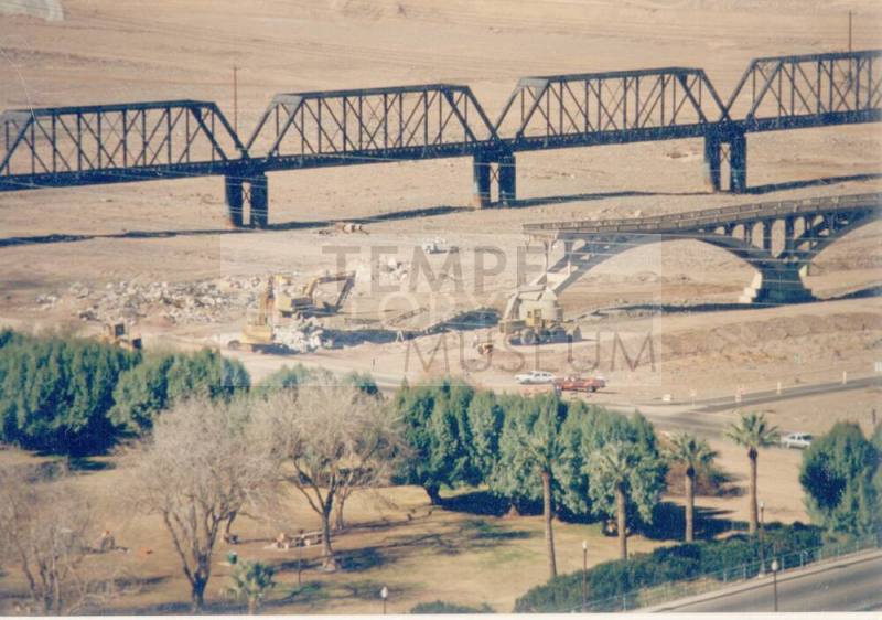 Ash Avenue Bridge demolition