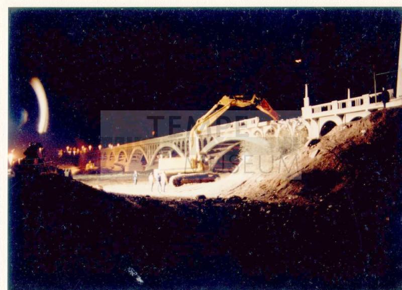 Ash Avenue Bridge demolition