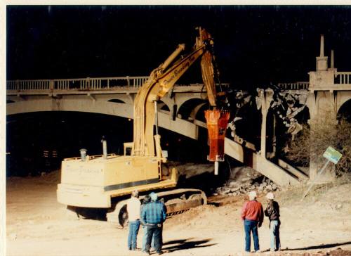 Ash Avenue Bridge demolition