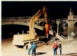 Ash Avenue Bridge demolition