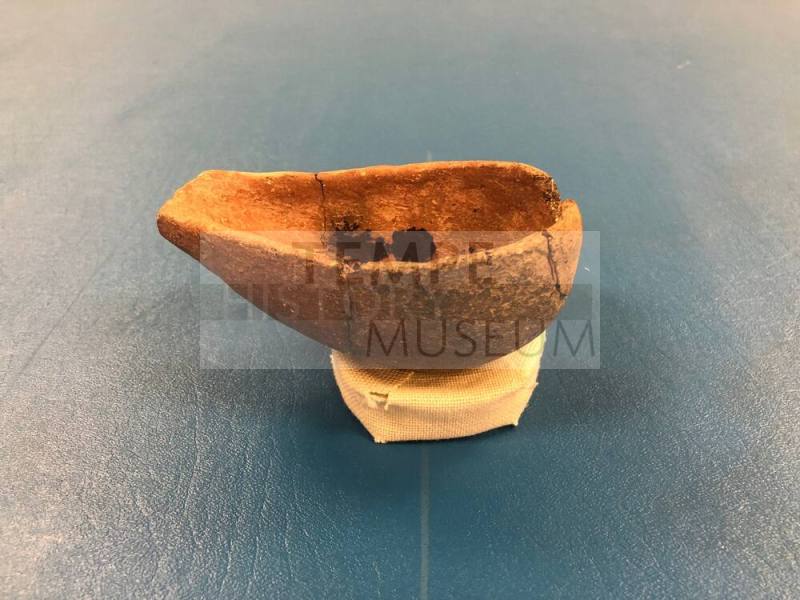 Ceramic scoop