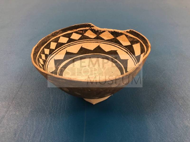 Southwest Native American ceramic bowl