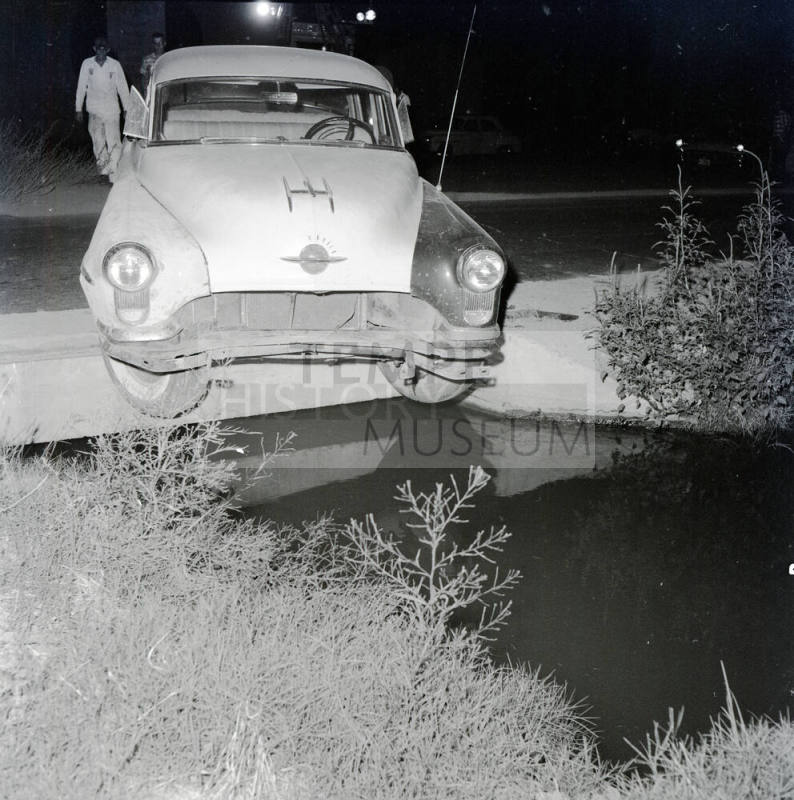 Car Wreck at 8th St. and the Canal