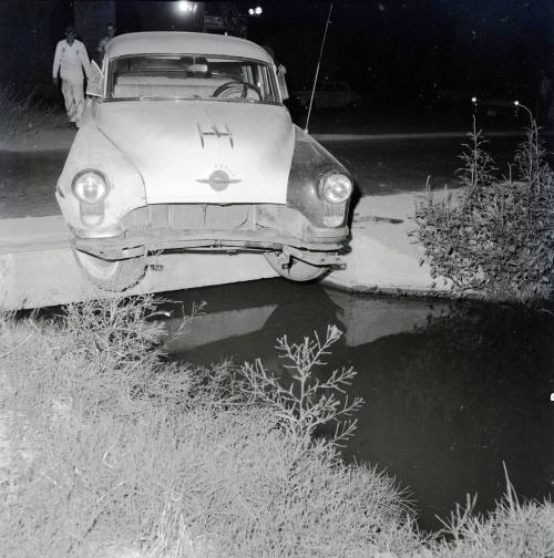 Car Wreck at 8th St. and the Canal