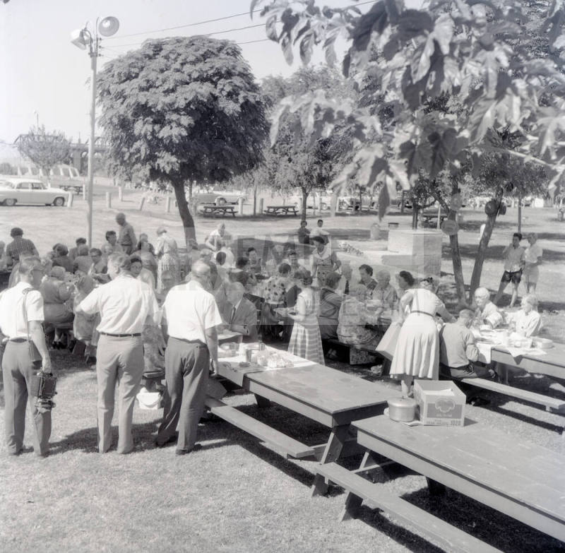 Barbecue at Tempe Beach Park