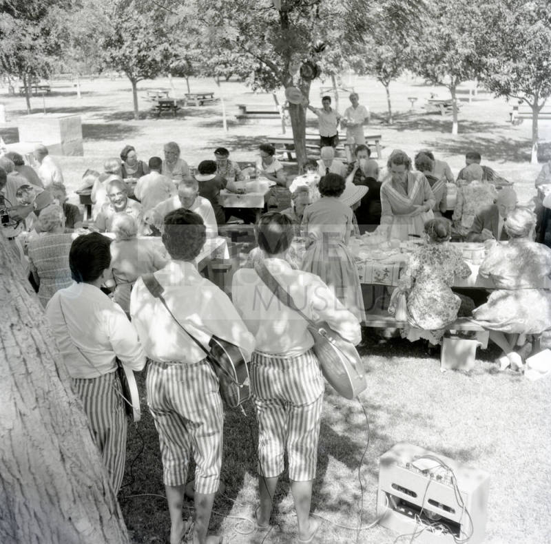 Barbecue at Tempe Beach Park