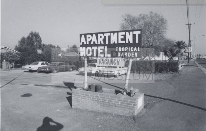 Tropical Garden Apartment/Motel - 1610 East Apache Boulevard, Tempe, Arizona