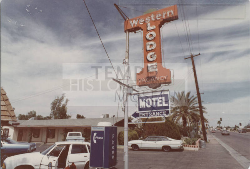 Western Lodge Motel - 2174 East Apache Boulevard, Tempe, Arizona