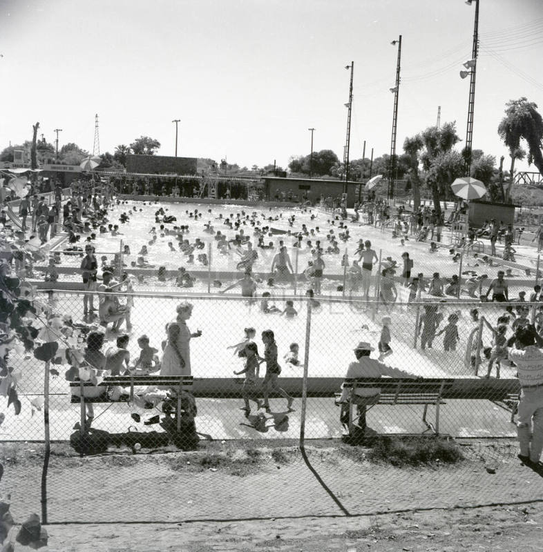 Tempe Beach Park Pool