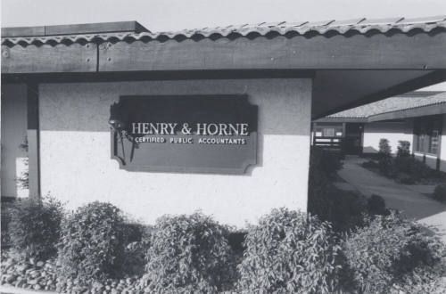 Henry and Horne CPA - 700 East Baseline Road, Tempe, Arizona