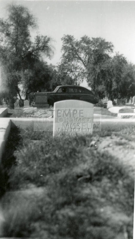 Headstone of Fenn B Hart, son of Dr. Fenn J Hart, at Double Butte cemetary in Tempe