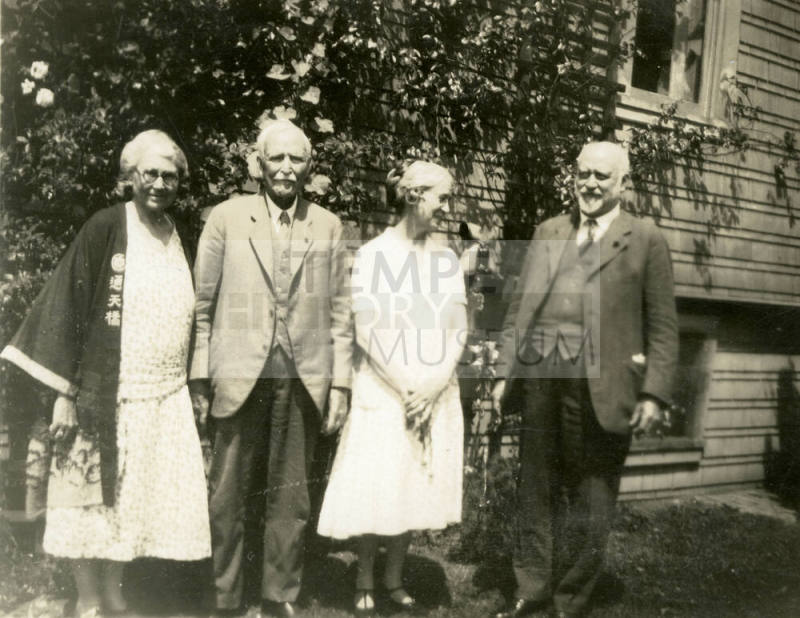 Group photo of Rosa Brown Hart, Thomas Knight, an unkown female and Dr. Fenn J Hart outside Mr. Knight's home in San Francisco
