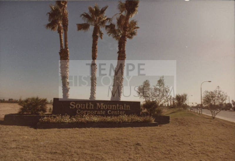 South Mountain Corporate Center - 1600 West Baseline Road, Tempe, Arizona