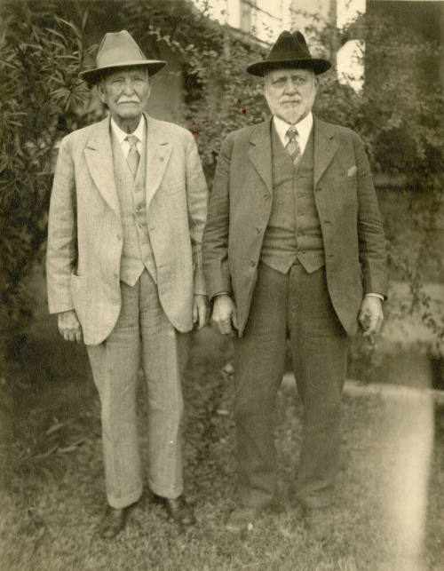 Enlarged photo of Thomas Knight and Dr. Fenn J Hart in California