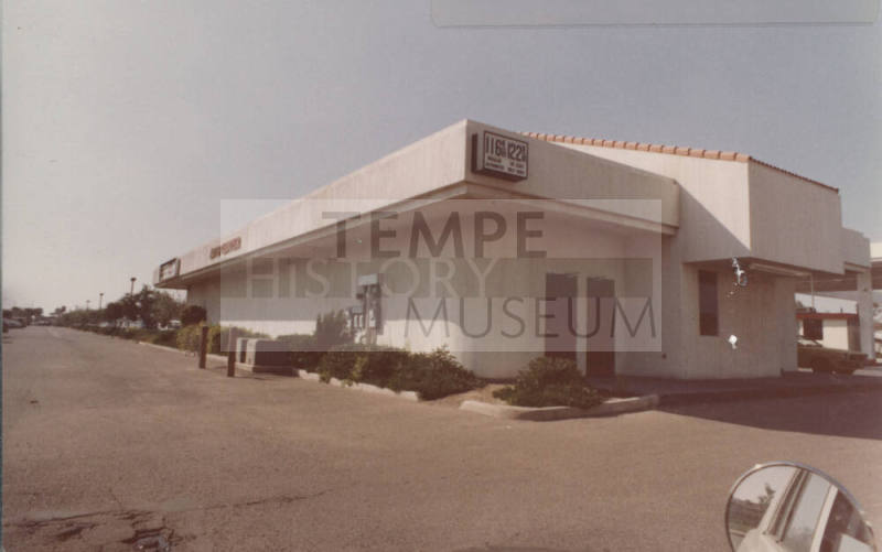 Digas Station and Auto Center - 1826 East Baseline Road, Tempe, Arizona