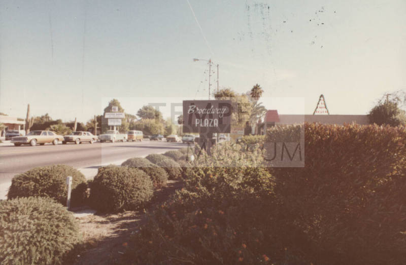 Broadway Plaza - 1 East Broadway Road, Tempe, Arizona