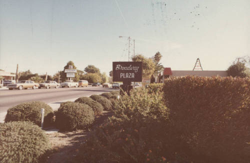 Broadway Plaza - 1 East Broadway Road, Tempe, Arizona