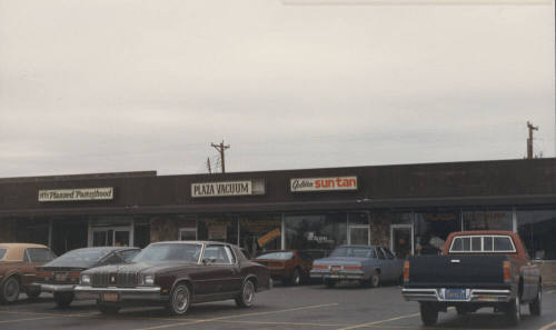 Golden Sun Tan - 41 East Broadway Road, Tempe, Arizona