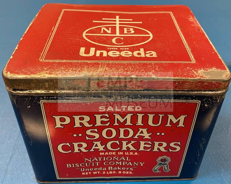 Metal Soda Cracker Canister
