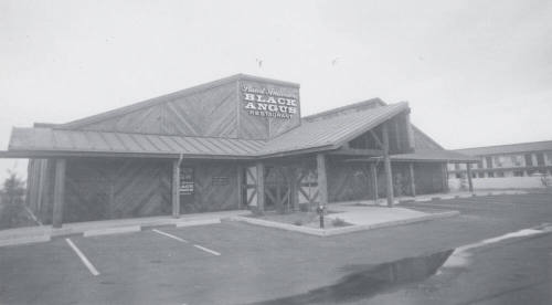 Black Angus - 507 West Broadway Road, Tempe, Arizona