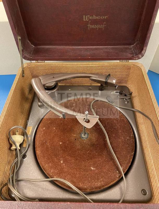 Phonograph