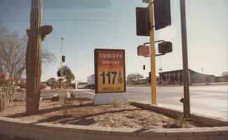 Thrifty Gas - 904 West Broadway Road, Tempe, Arizona