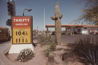 Thrifty Gas - 904 West Broadway Road, Tempe, Arizona