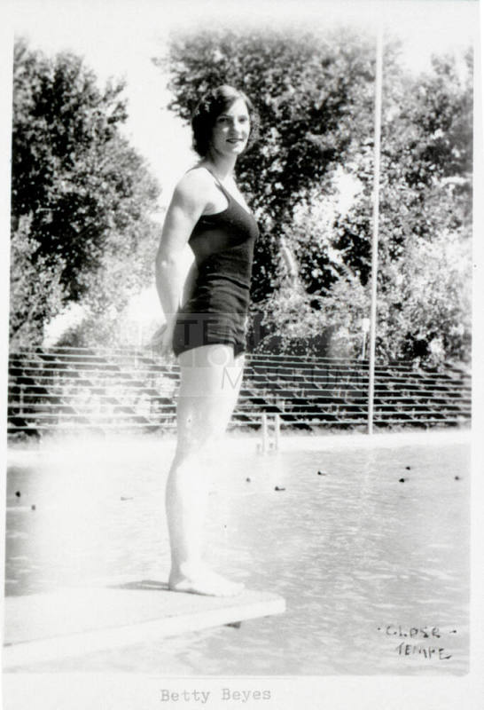 Photo-Betsy Beyes at Tempe Beach