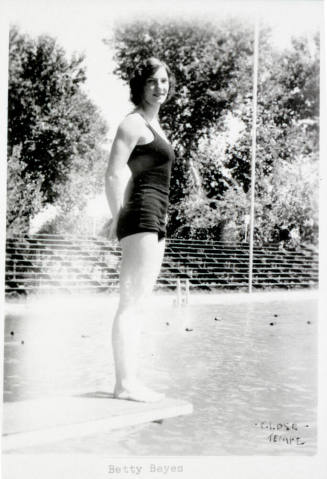 Photo-Betsy Beyes at Tempe Beach