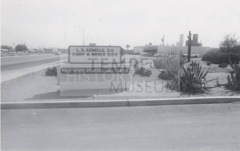 Palo Verde Professional Center - 1009 East Broadway Road, Tempe, Arizona