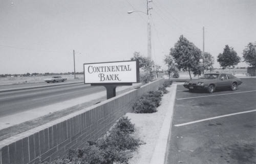 Continental Bank - 1105 East Broadway Road, Tempe, Arizona