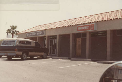 Orowheat Bakery Thrift Store - 1115 West Broadway Road, Tempe, Arizona