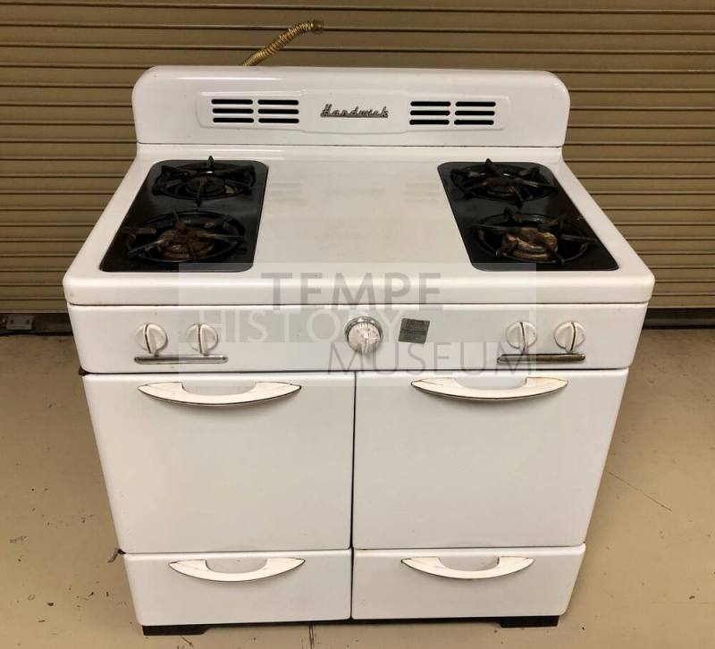 Stove from Hudson Manor Neighborhood house