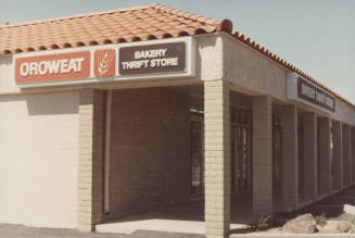 Orowheat Bakery Thrift Store - 1115 West Broadway Road, Tempe, Arizona