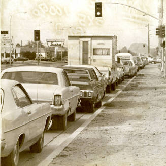 Long Gas Lines, Broadway Road