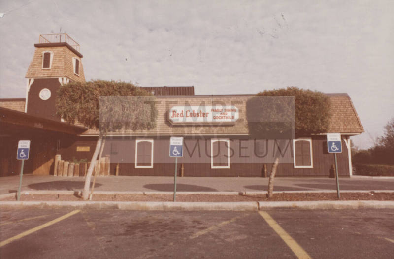 Red Lobster - 1628 East Broadway Road, Tempe, Arizona