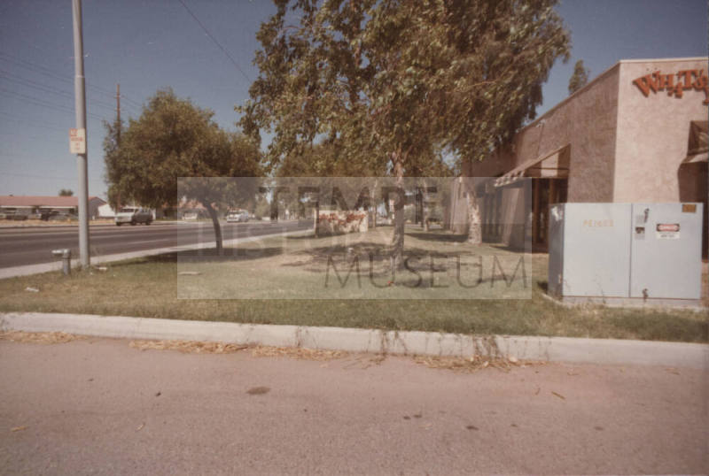 What's Your Beef - 2152 East Broadway Road, Tempe, Arizona
