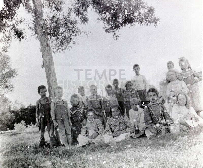 Group of children at Double Butte School