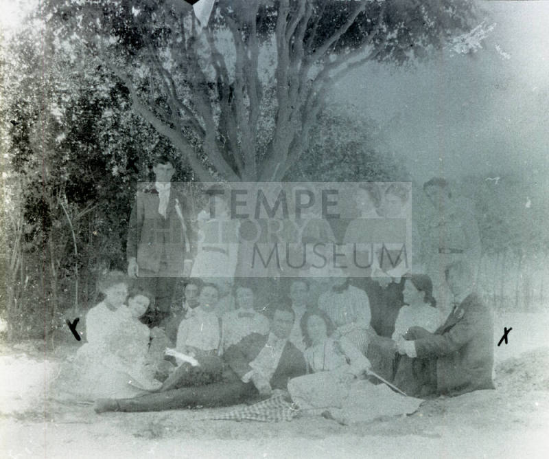 Group photo of 18 adults