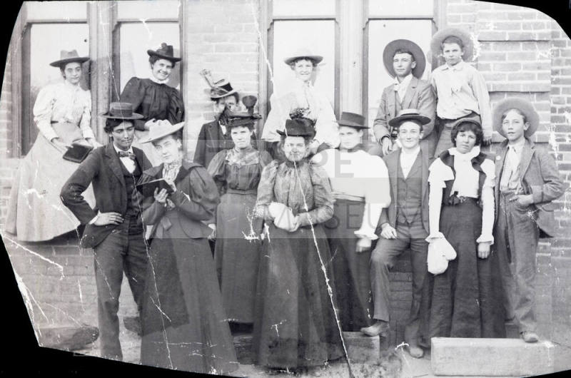 Group photo of Kansas picnic