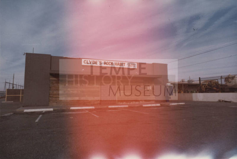 Clyde's Rock-Habit - 910 North Hayden Road, Tempe, Arizona