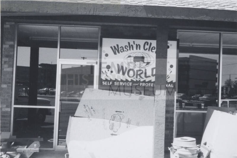 Wash-N-Clean World - 1037 East Lemon Street, Tempe, Arizona