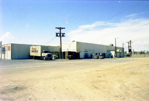 Freeway Plaza