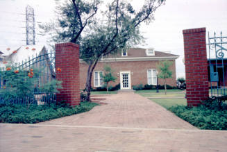 Olde Towne Square, Tempe